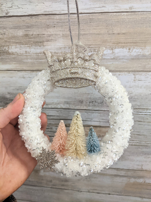Belle Bibelot - Christmas Wreath Ornaments