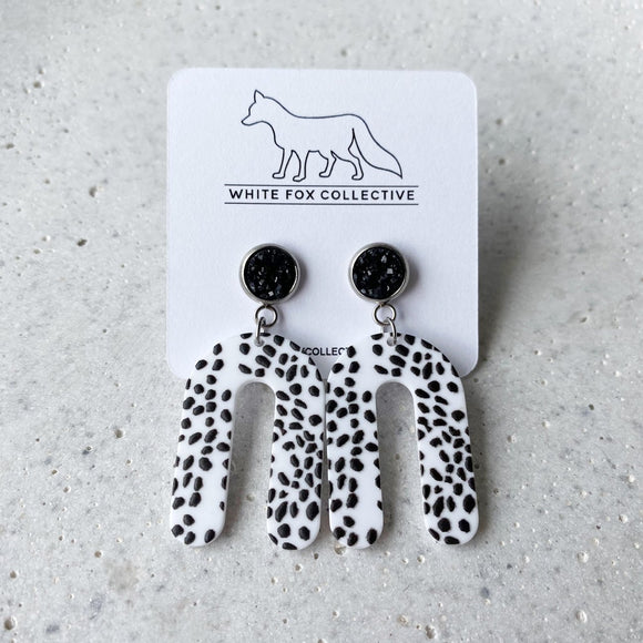White Fox Collective - Faux Druzy Horseshoe Acetate Earrings